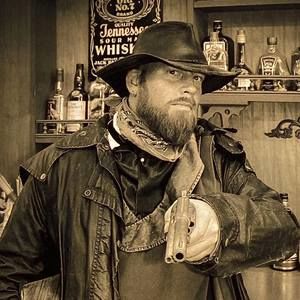 Meet your Posher, Brandon